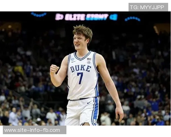 克尼佩尔近期表现惊艳场均265分投篮命中率超58三分命中率达52 克尼佩尔近期表现惊艳场均265分投篮命中率超58三分命中率达52